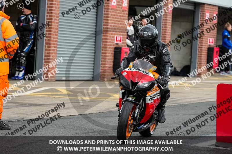 anglesey;brands hatch;cadwell park;croft;donington park;enduro digital images;event digital images;eventdigitalimages;mallory;no limits;oulton park;peter wileman photography;racing digital images;silverstone;snetterton;trackday digital images;trackday photos;vmcc banbury run;welsh 2 day enduro